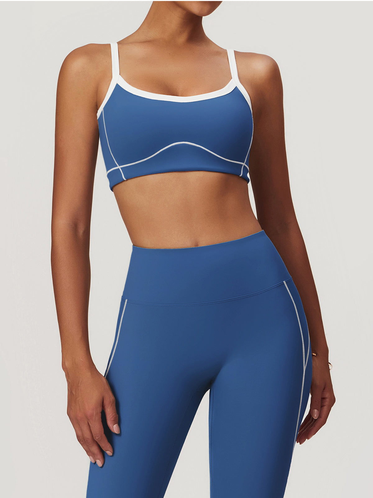 Cami Seamless Contrast Binding Sports Bra